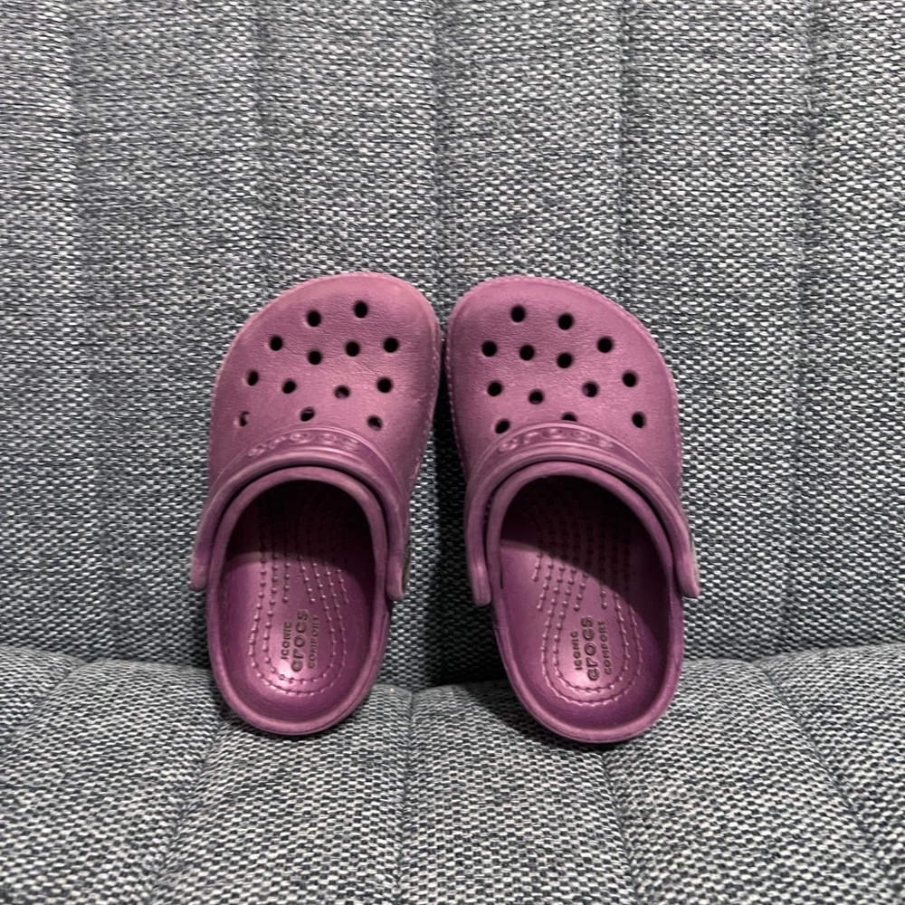 CROCS CLOG TODDLER PURPLE
SANDALS SIZE C6